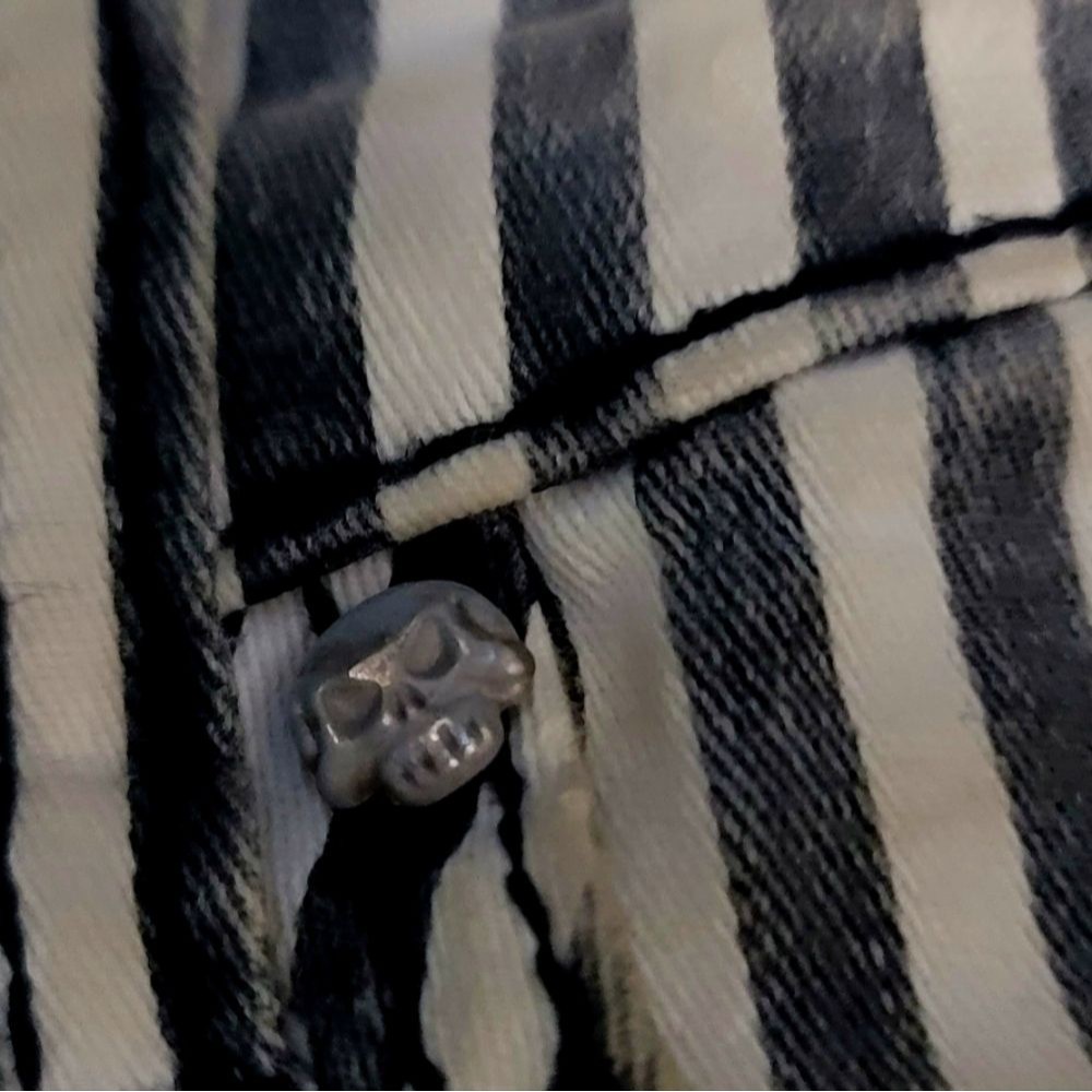 TRIPP NYC | Daang Goodman | Narrow Stripe Rocker | B&W Pinstripe Skinny Jeans - Picture 3 of 5